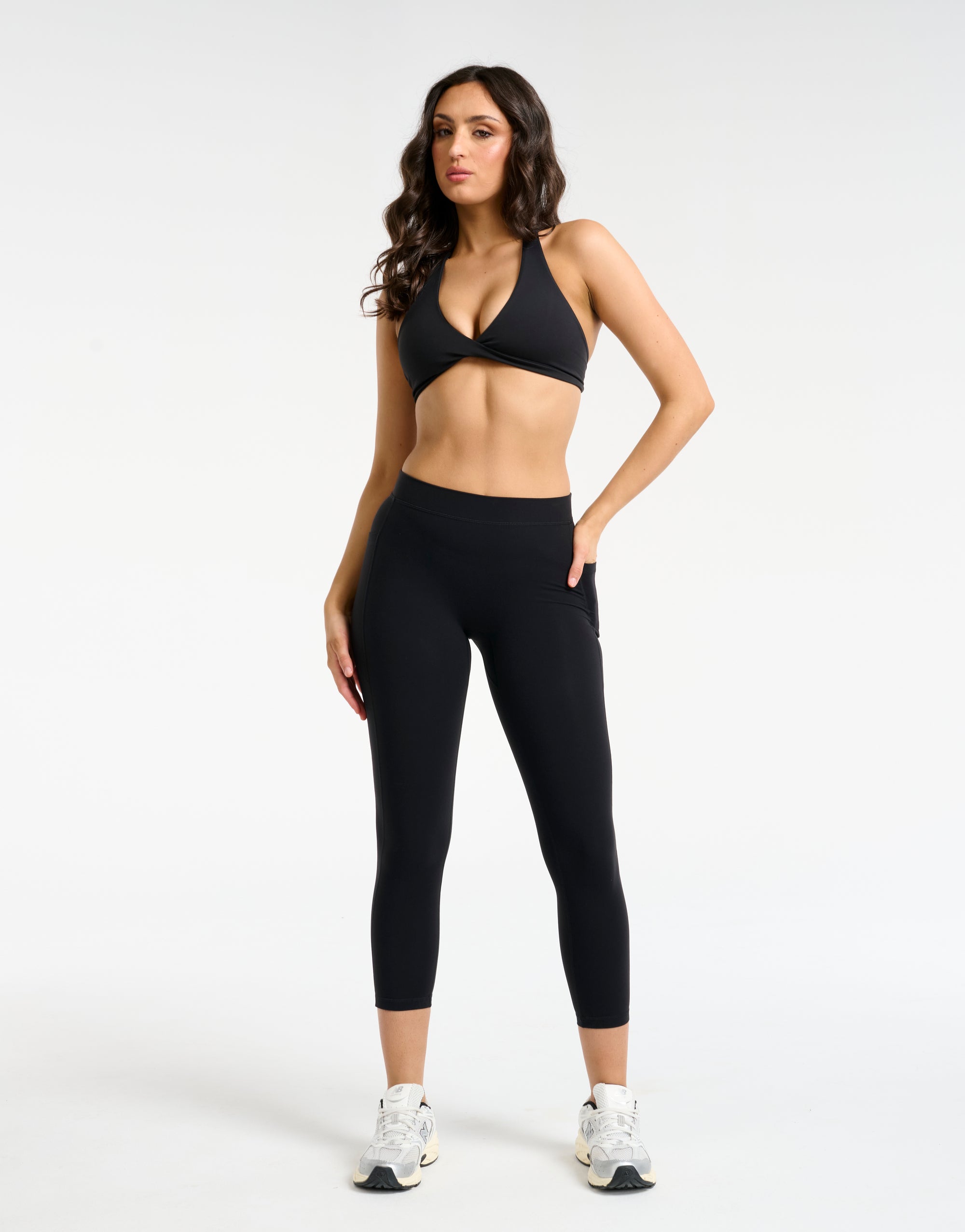 Ascend Pocket Mid-Waist Leggings 23" - Black