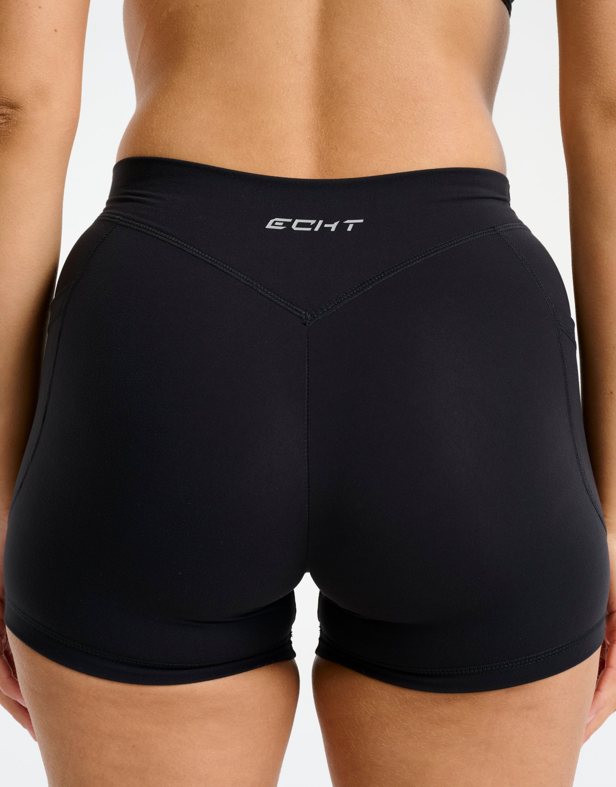 Ascend Pocket Mid-Waist Shorts 4" - Black