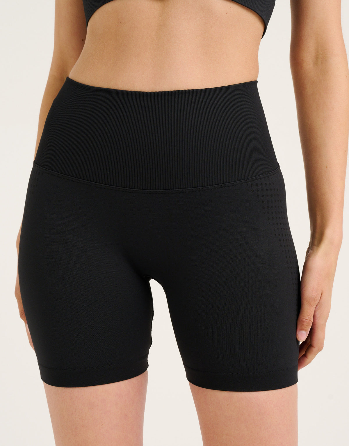 Tempo Pulse Shorts - Phantom Black