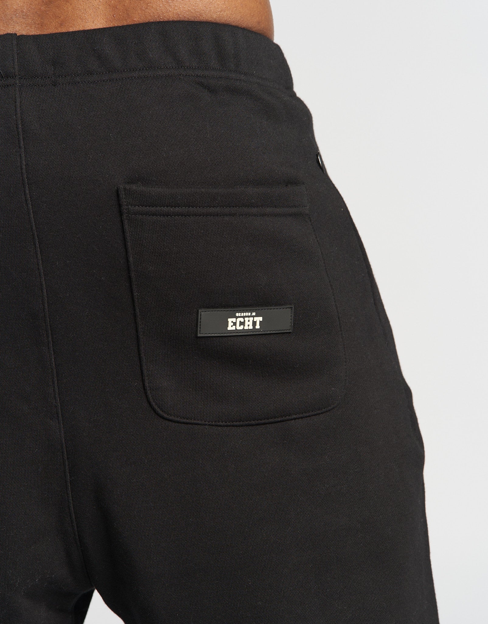 Season II Shorts - Black