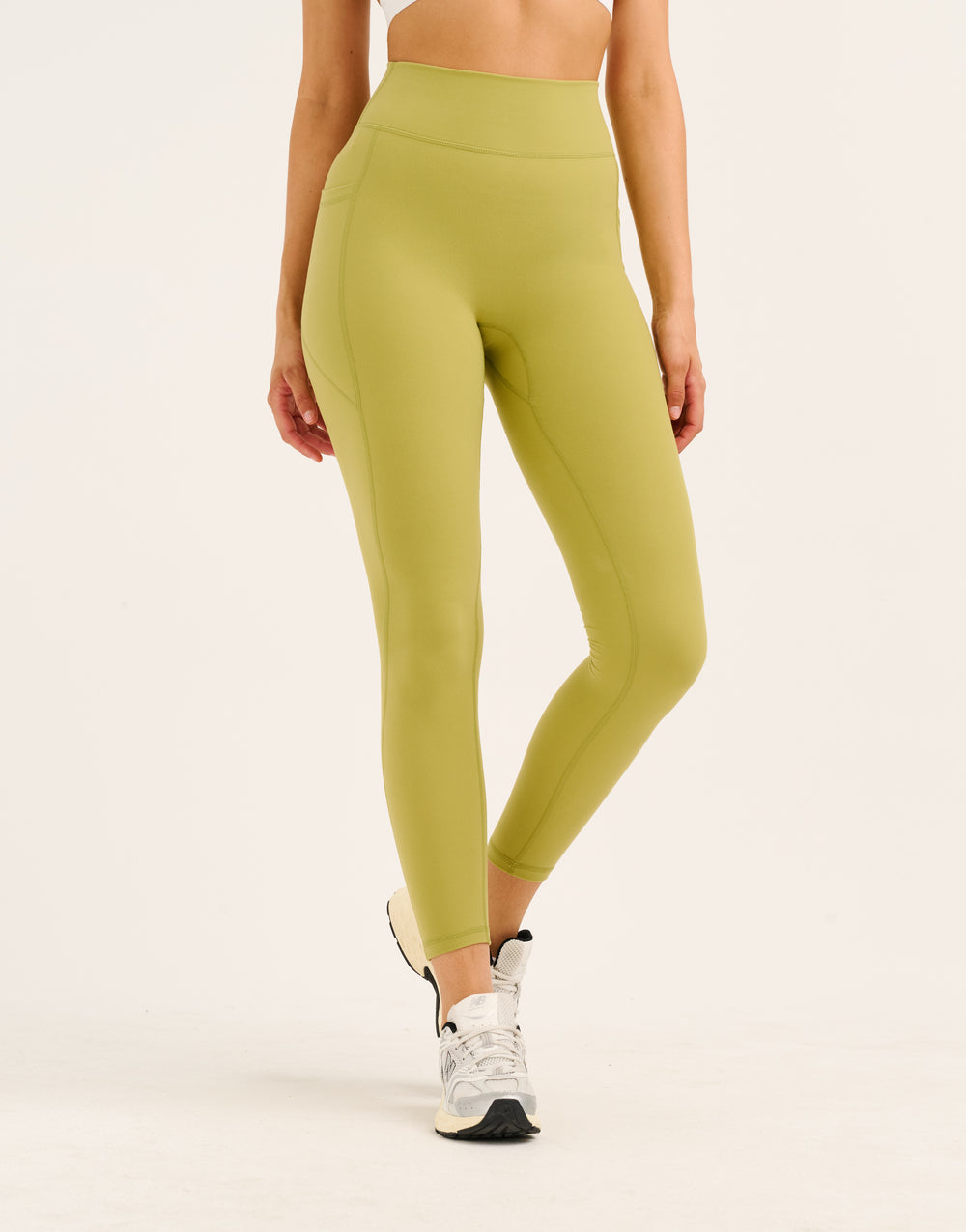 Ascend Pocket Mid-Waist Leggings 25
