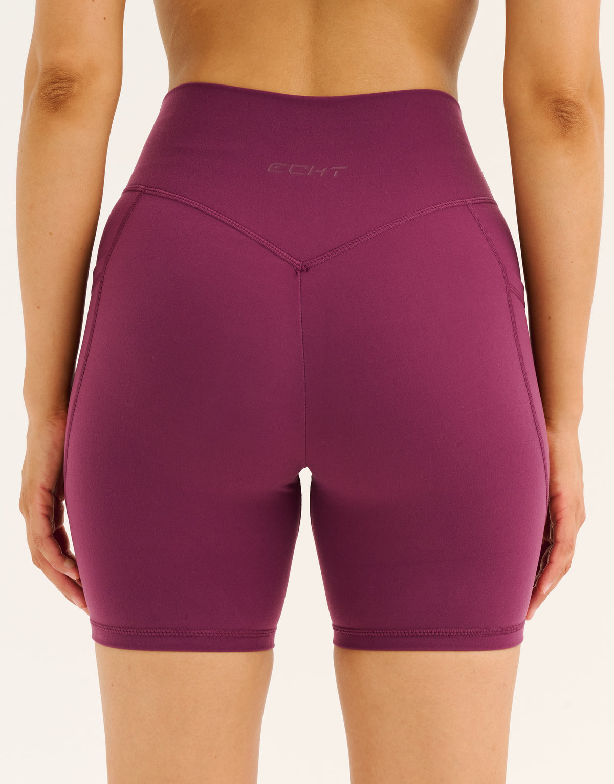 Ascend Pocket Shorts 6" - Blackberry