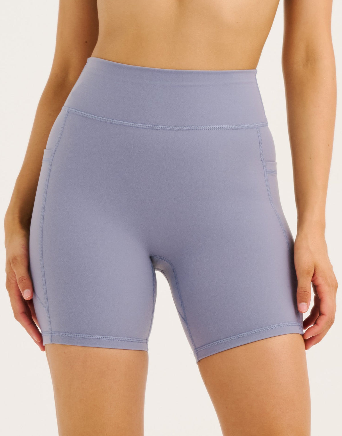 Ascend Pocket Shorts 8" - Washed Blue