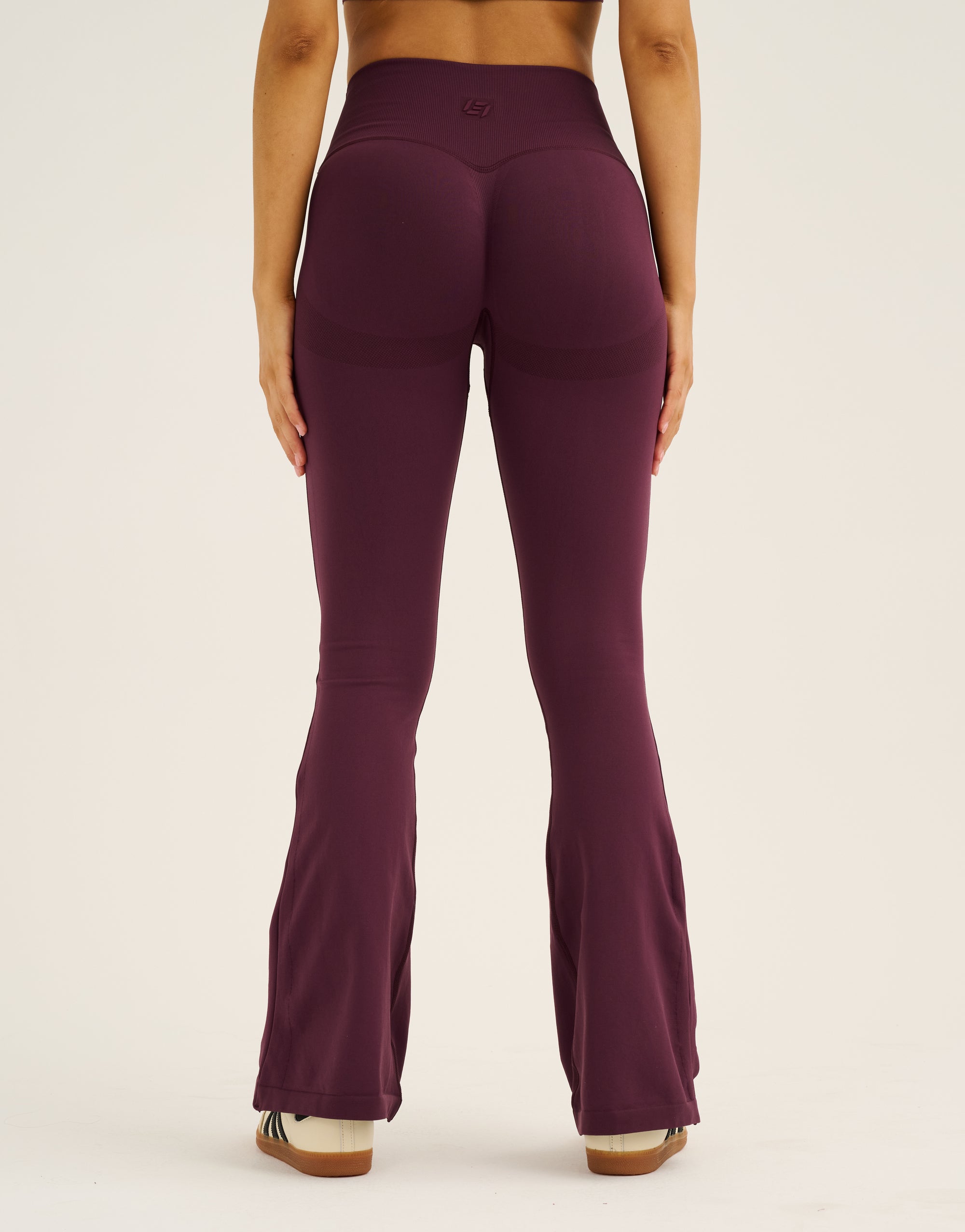 Pulse Flare Leggings - Blackberry