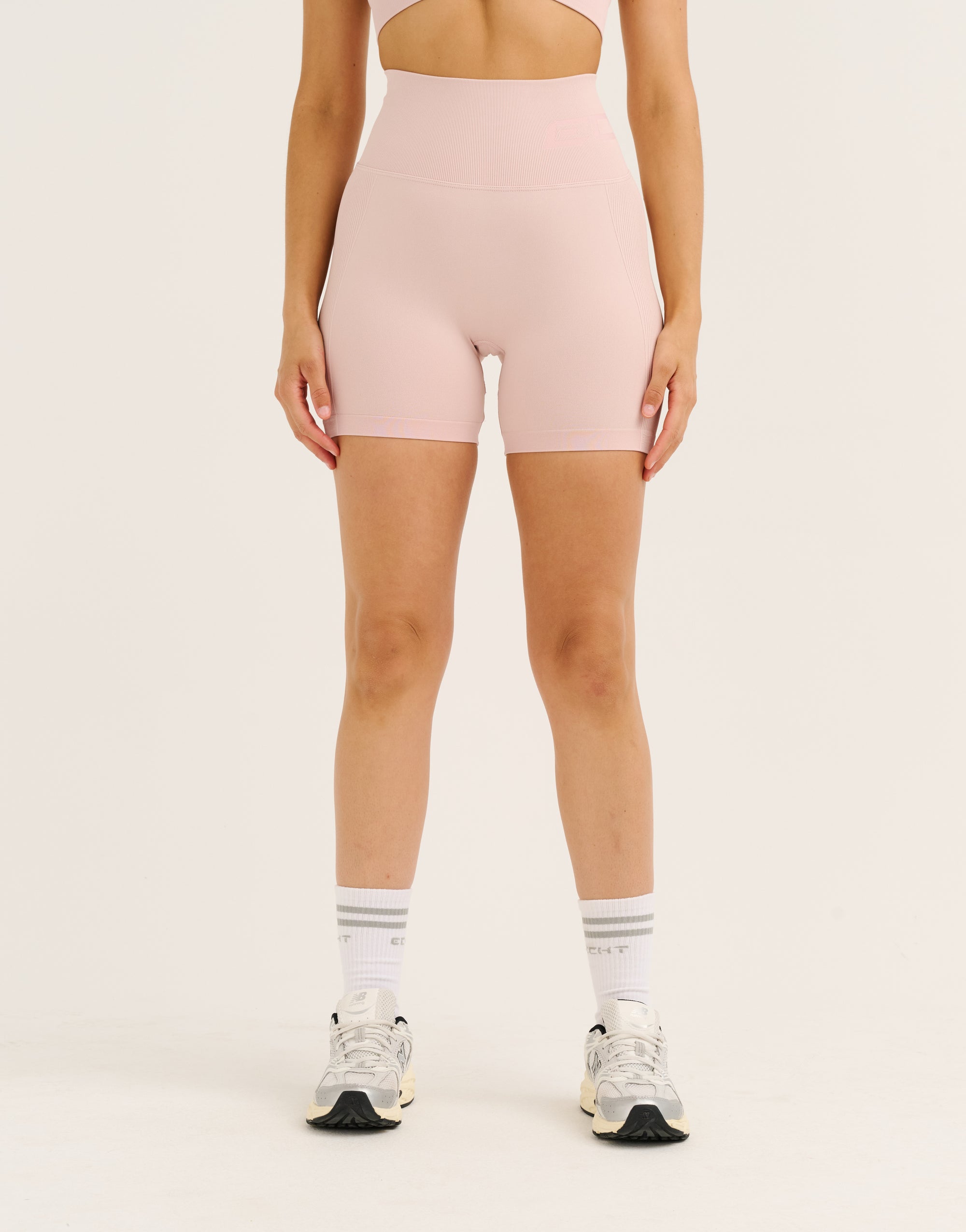 Arise Scrunch Shorts V2 - Mauve