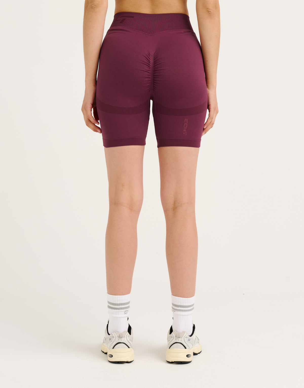 Arise Scrunch Mid-Waist Shorts - Blackberry