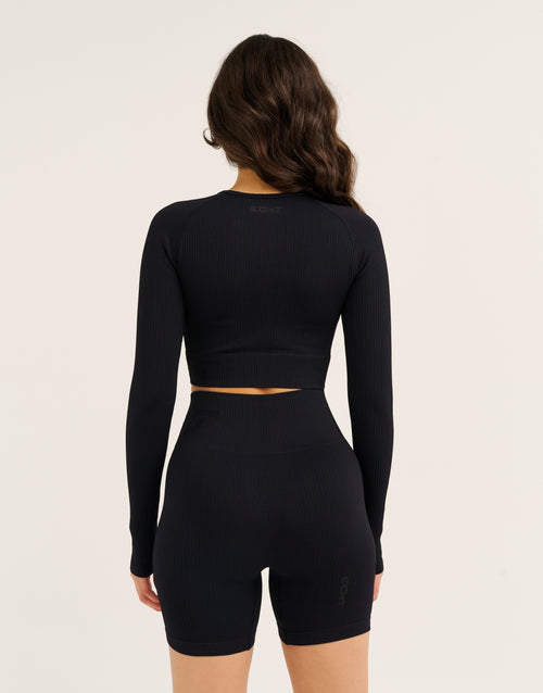 Arise Comfort Cropped Long Sleeve V2 - Stealth Black