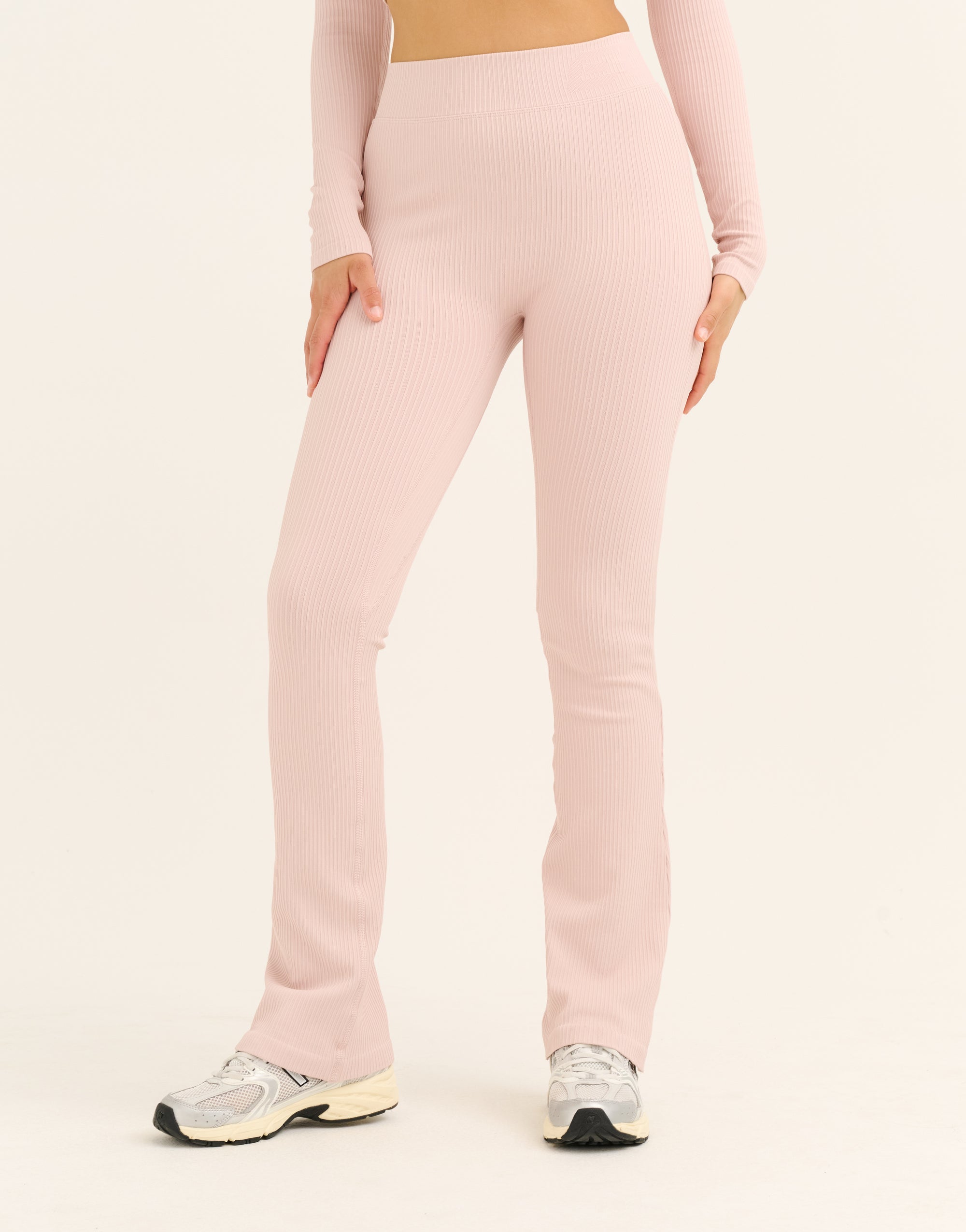 Arise Comfort Mid-Waist Flare Leggings - Mauve