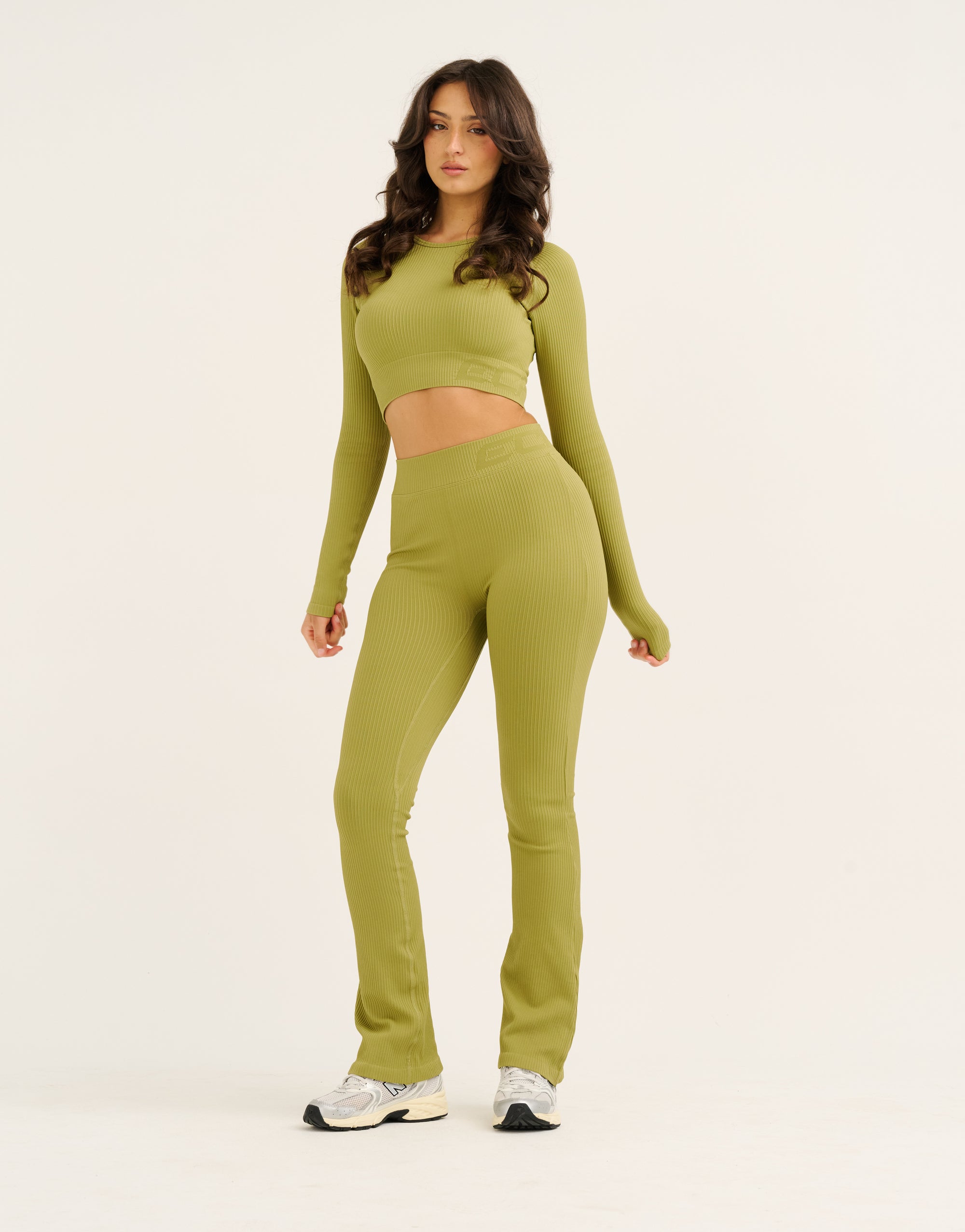 Arise Comfort Mid-Waist Flare Leggings - Olive