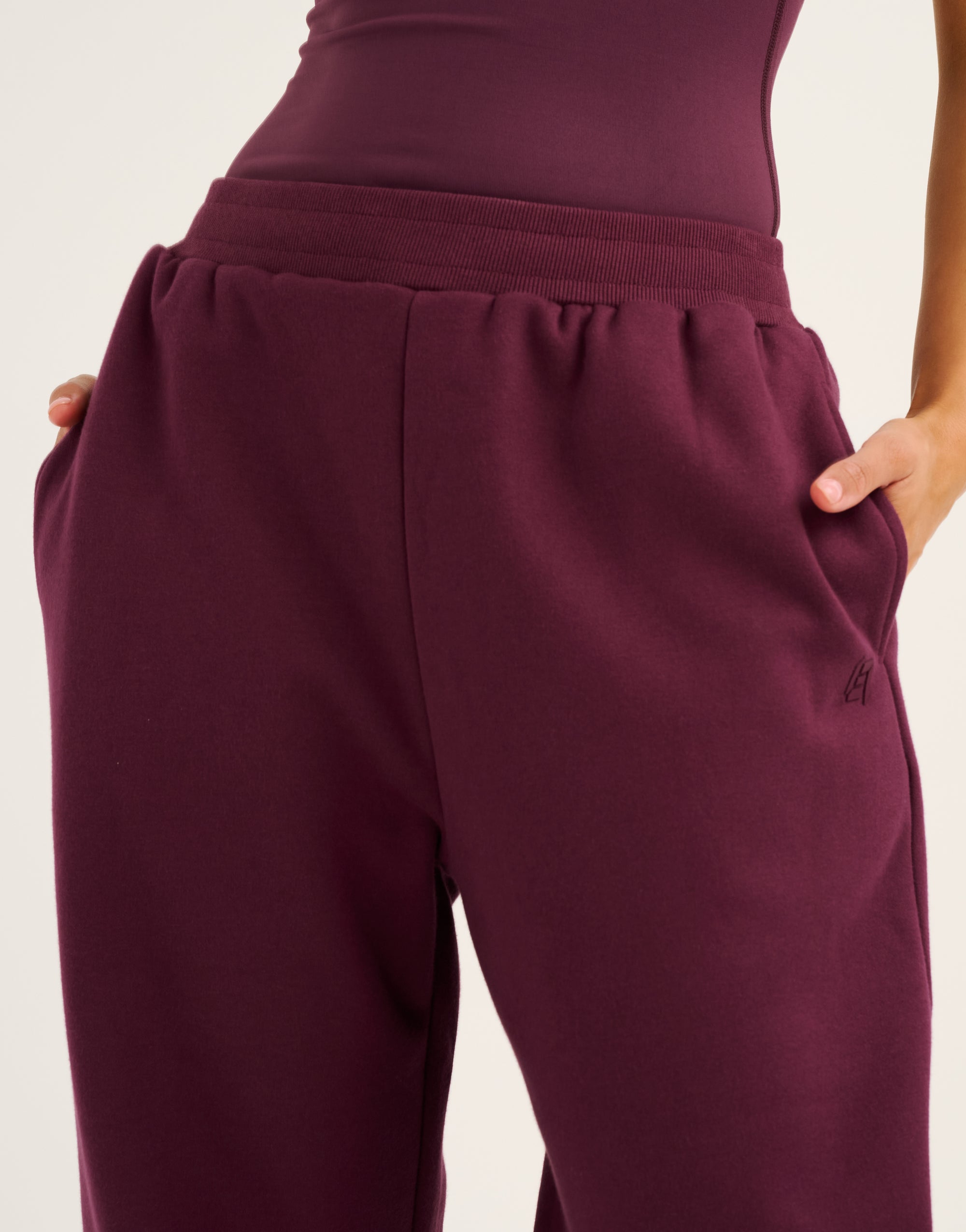 Elemental Wide Leg Sweatpants - Blackberry