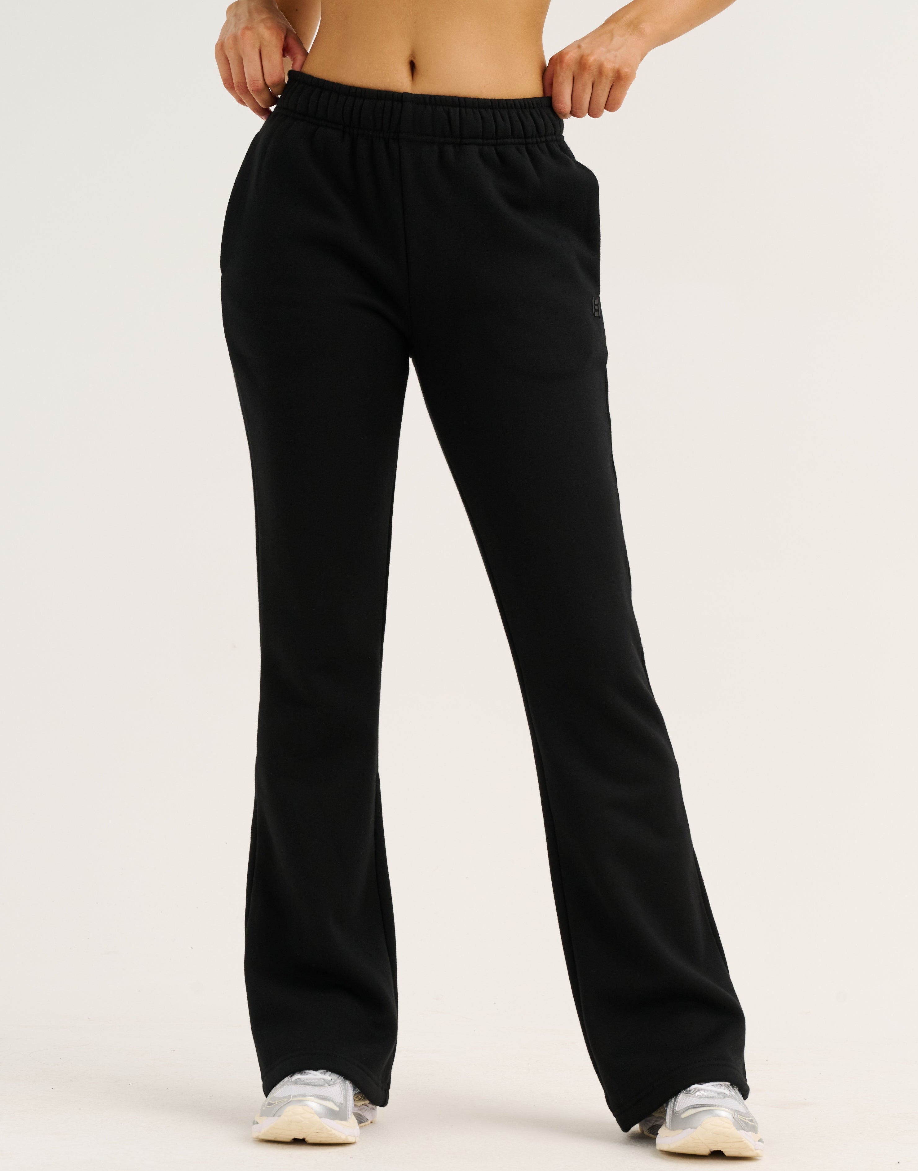Flare Sweatpants - Black