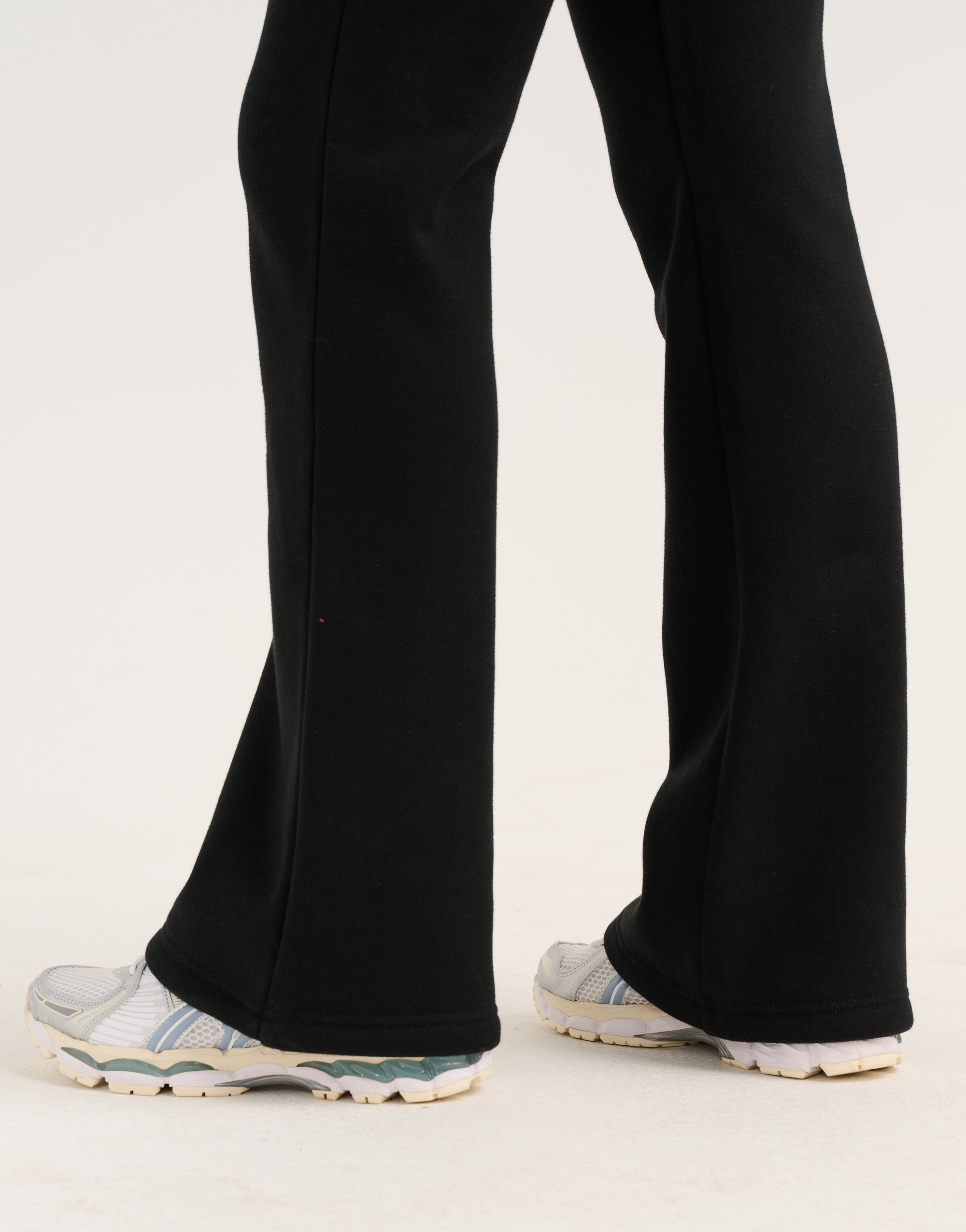 Flare Sweatpants - Black