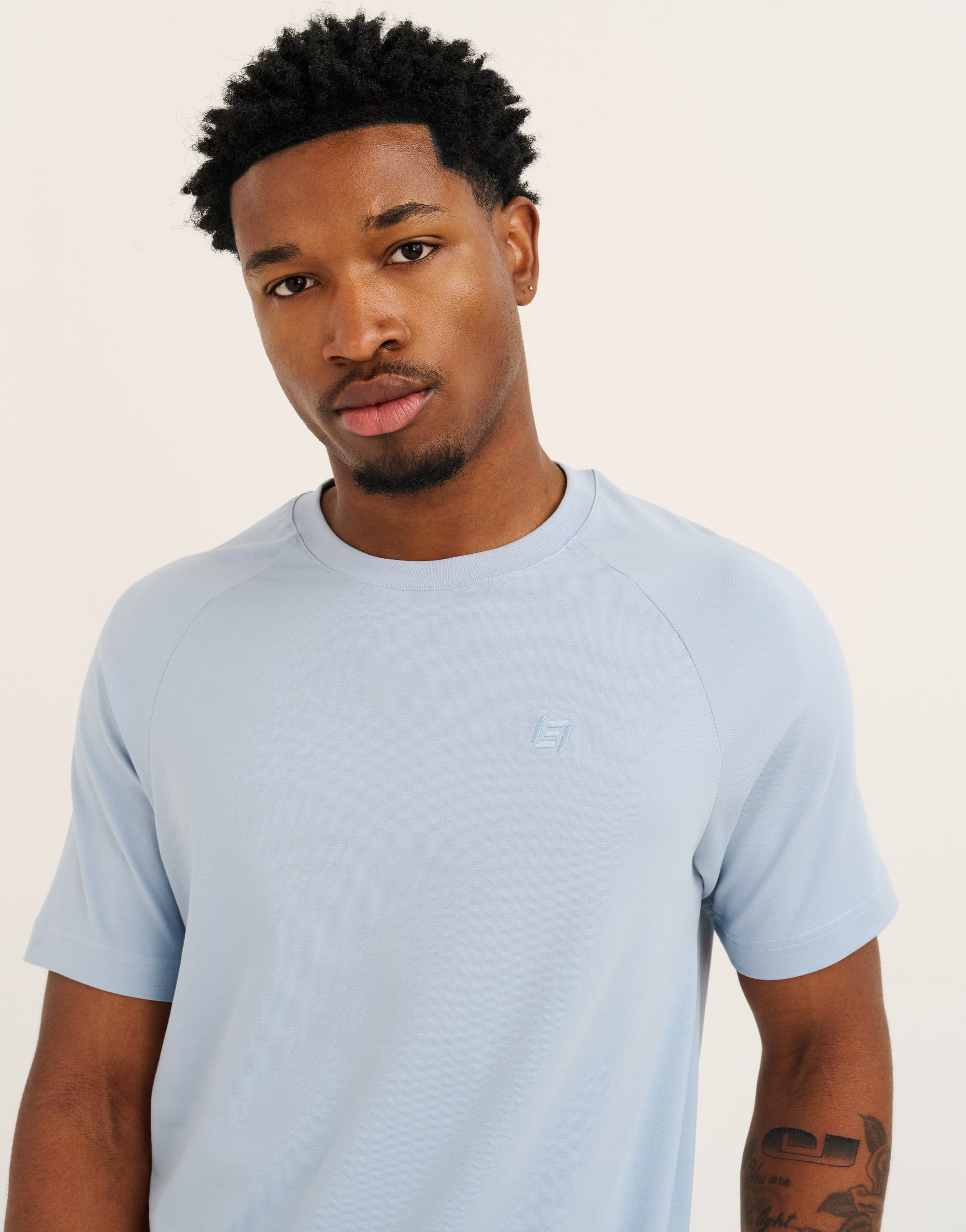 Foundation Tee 30" - Dusty Blue