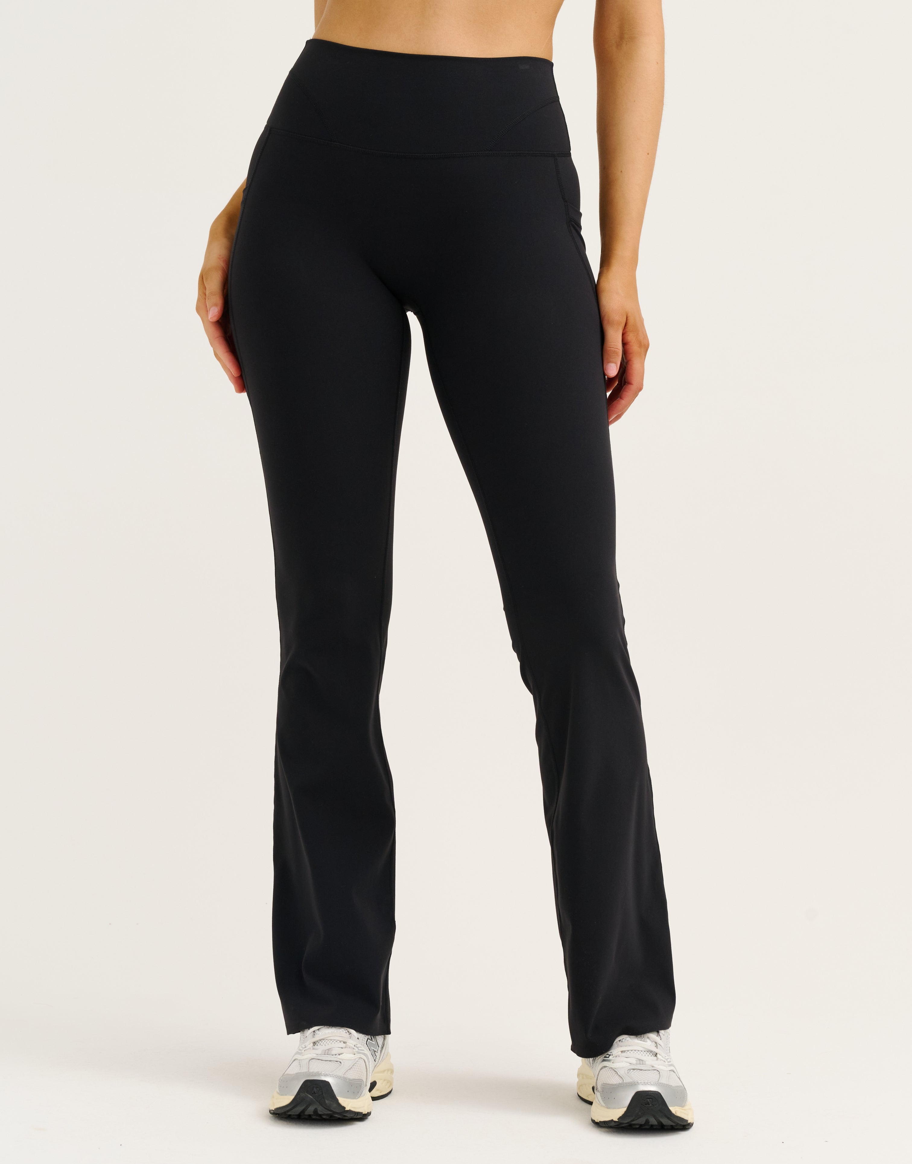 Lycra Invisible Scrunch Pocket Flare Leggings - Black