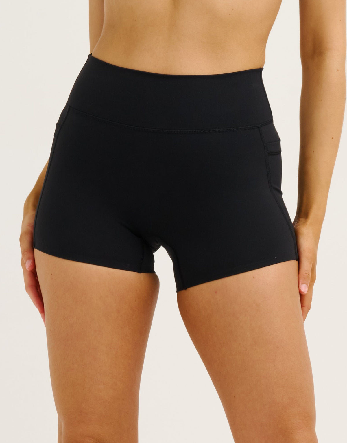 Lycra® Invisible Scrunch Pocket Shorts - Black