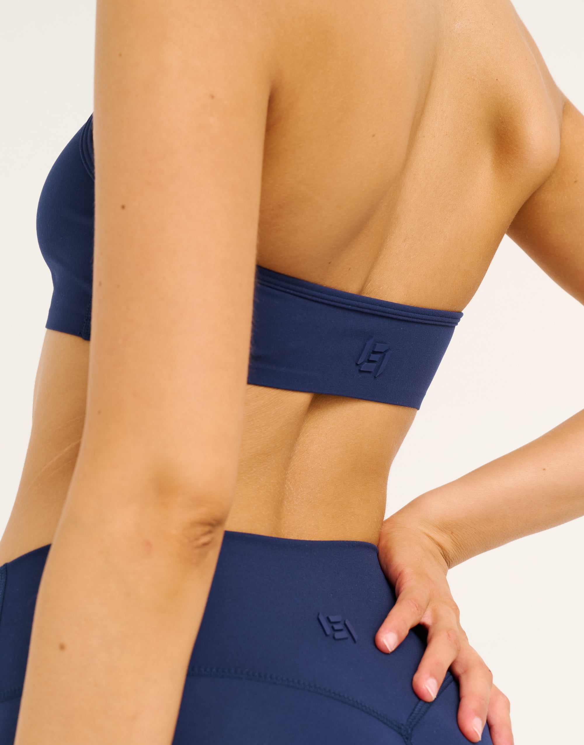 Lycra Seamless Halter Bra - Navy