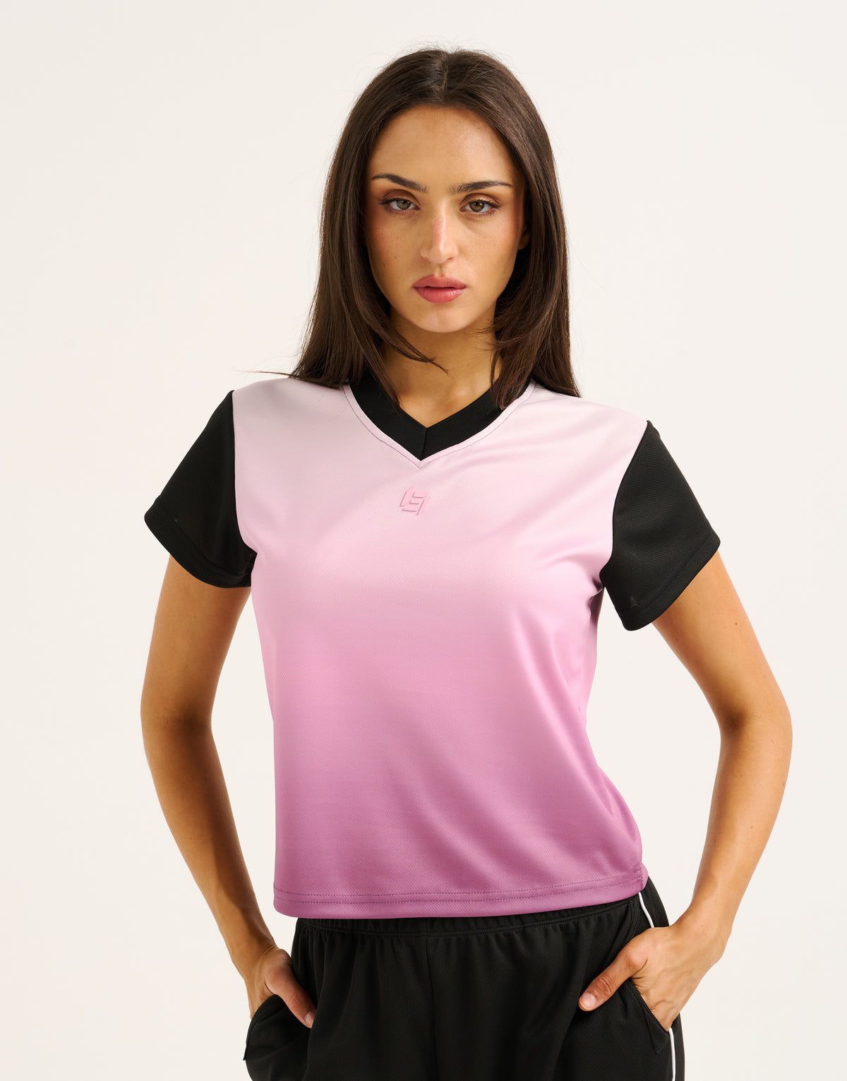 Club V Neck Crop Tee - Lilac