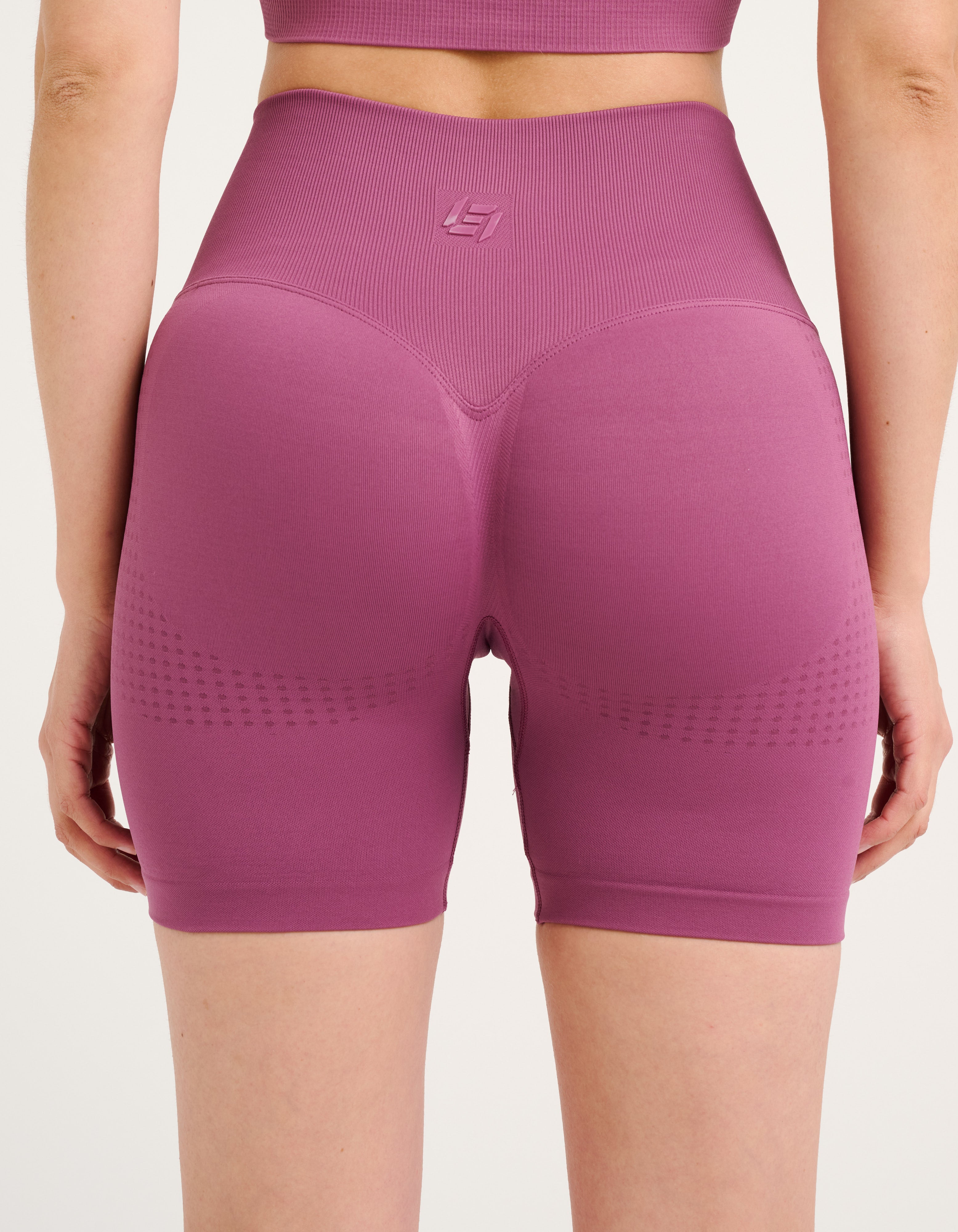 Tempo Pulse Shorts - Plum