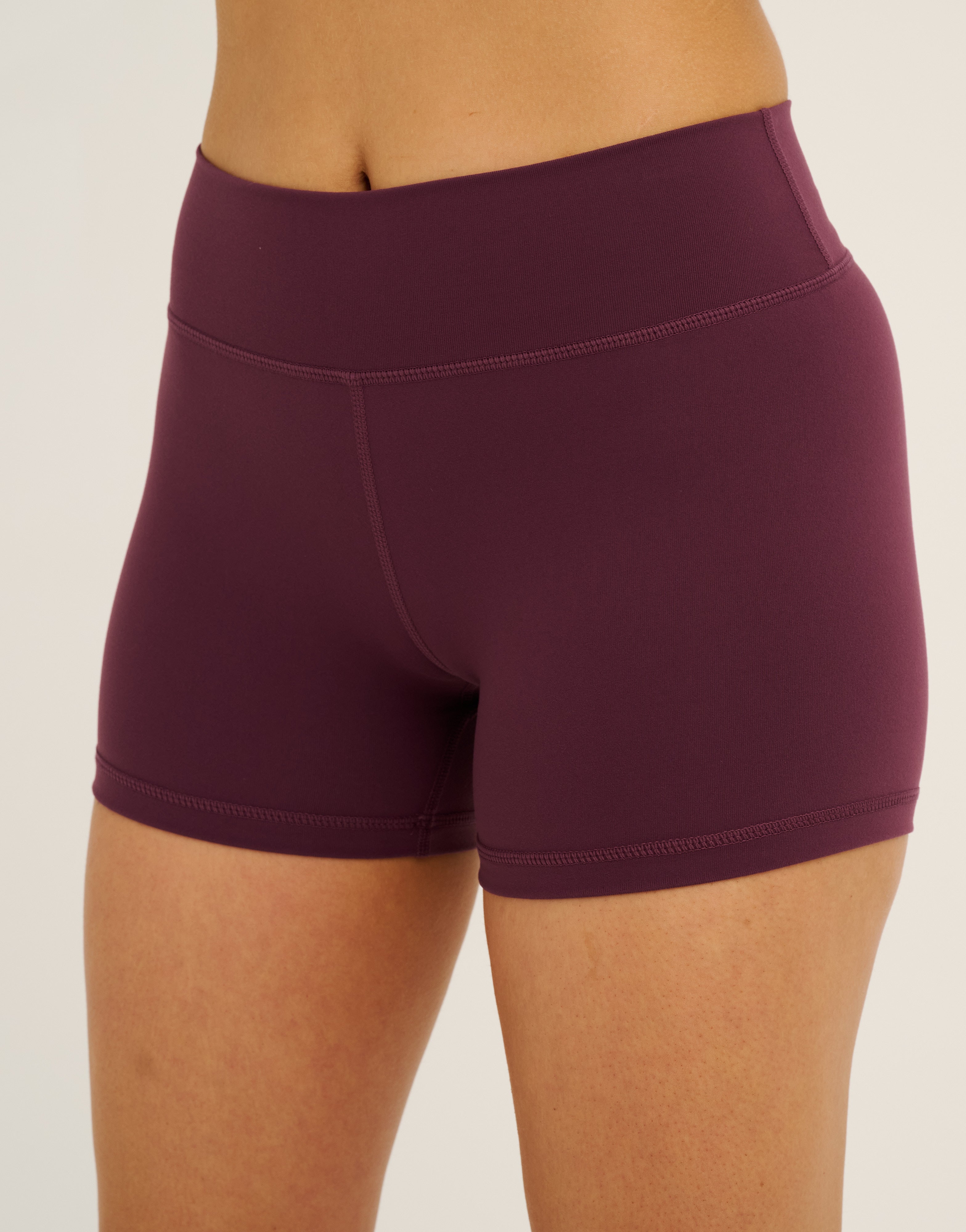 Echt Force Scrunch Mid-Waist Shorts - Blackberry