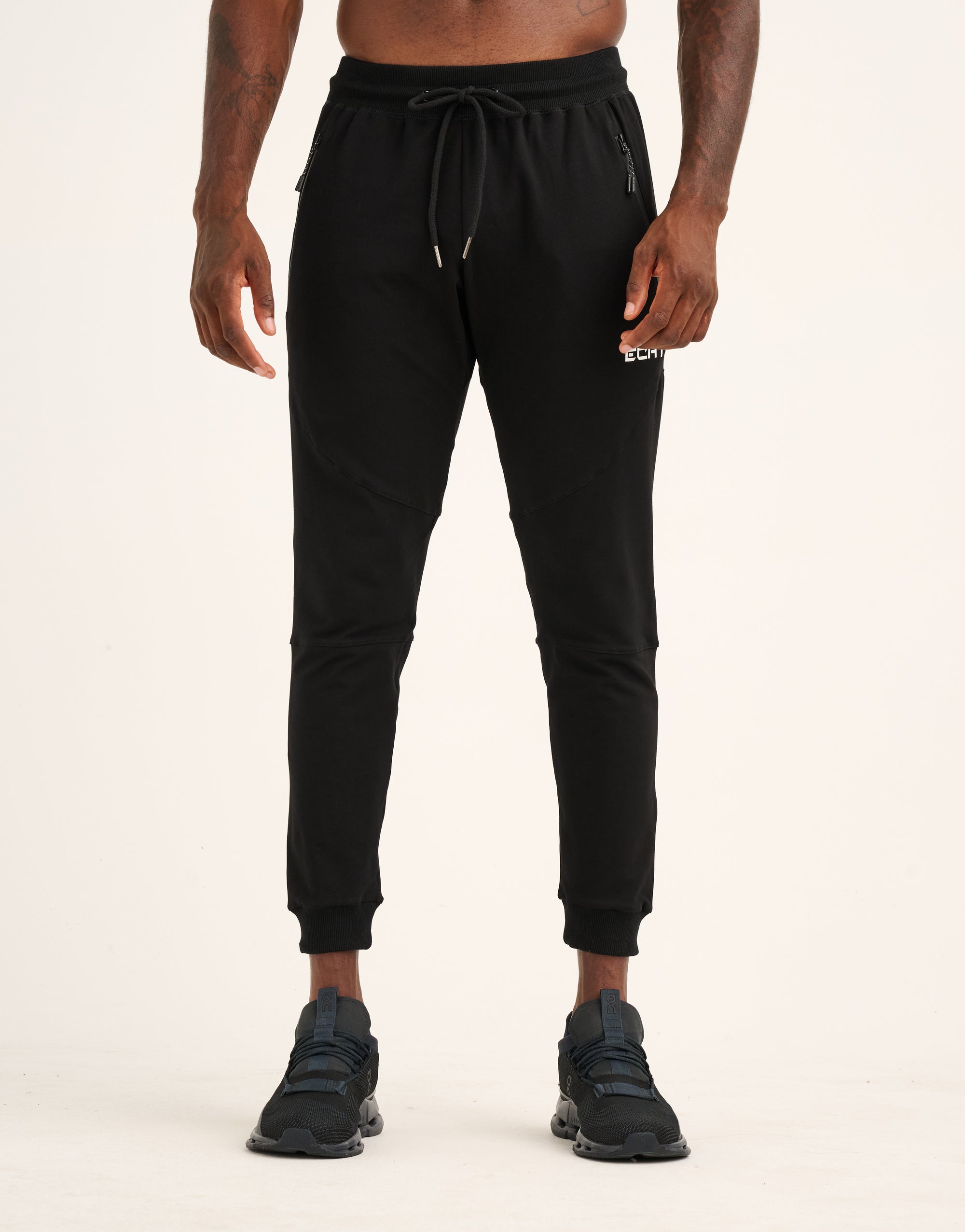 Echt Tapered Joggers - Black