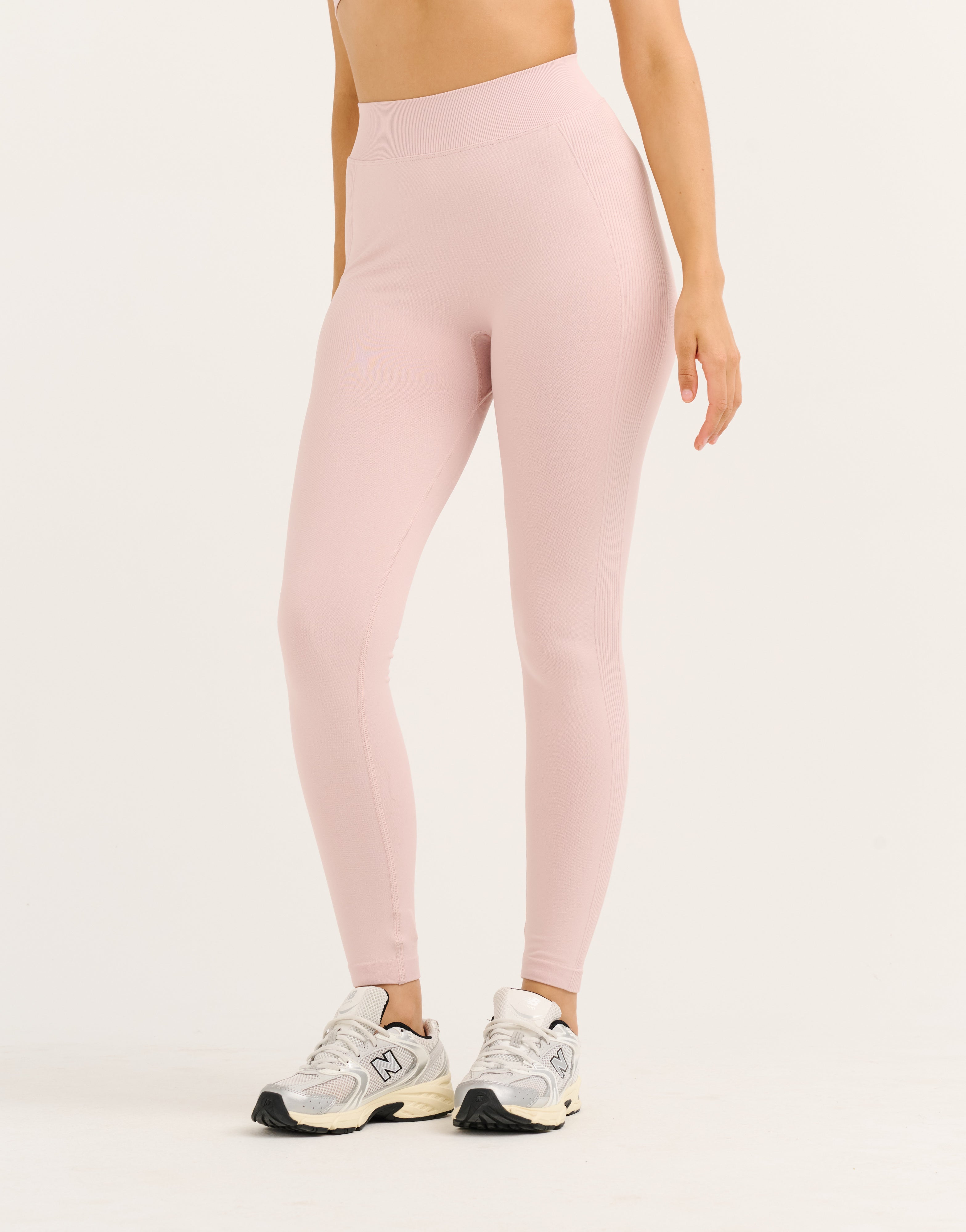 Arise Essential Mid-Waist Leggings V2 - Mauve