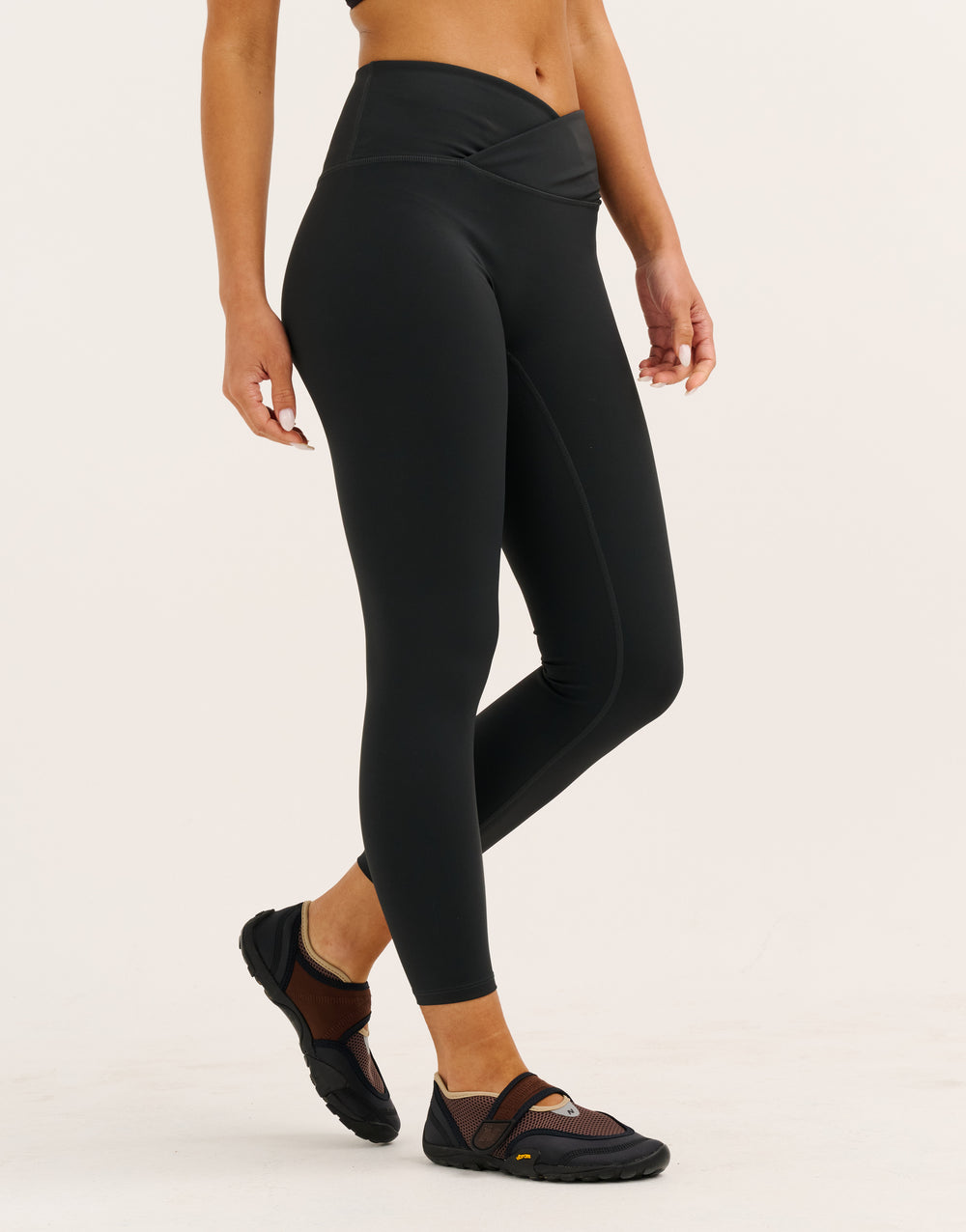 Nova Lycra® Leggings - Phantom Black