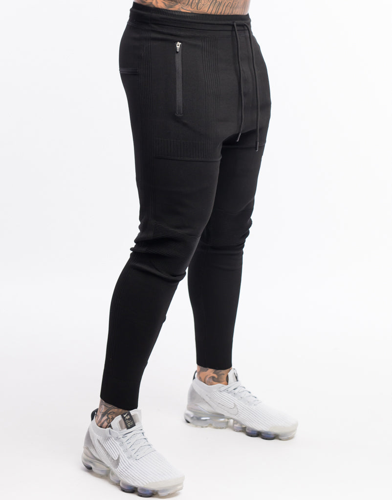 Phase Knit Joggers - Black